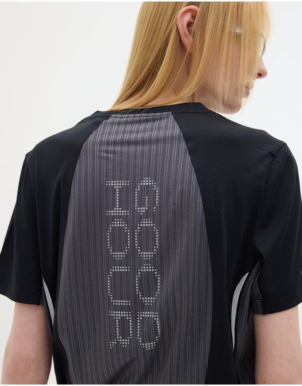 Thermoregulating Mesh Tee